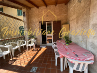 Appartamento In Villa in vendita a Dolceacqua - Rif. 461