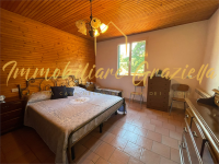 Appartamento In Villa in vendita a Dolceacqua - Rif. 461